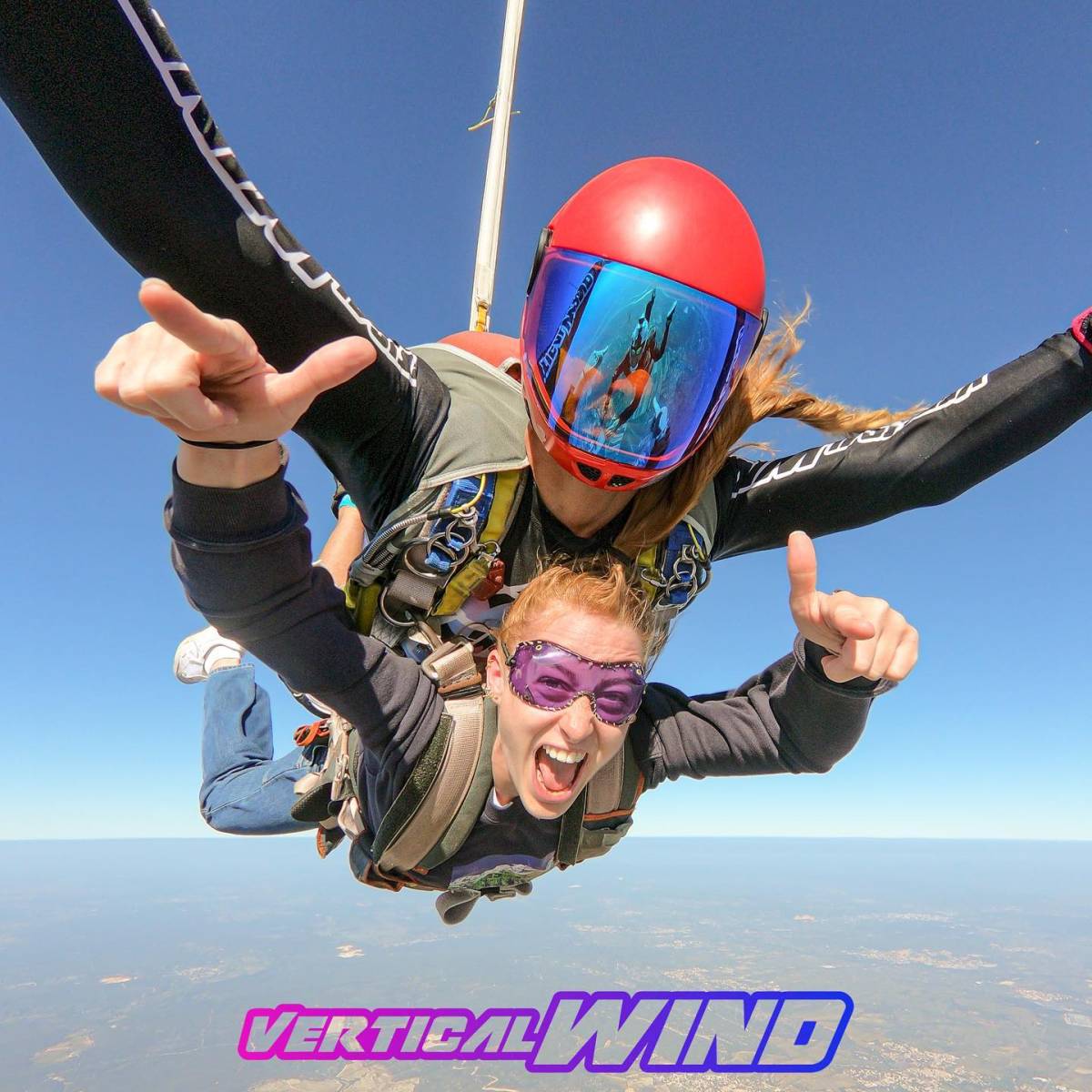 Saut en tandem à 4 000 mètres avec vue sur Montpellier et encadrement pro | Parachutisme intense dans l’Hérault