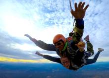 Notre zone d'activité pour ce service Offrir un saut en parachute pour un anniversaire dans un centre de parachutisme à