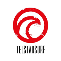 Boutique spécialisée dans la vente de matériel de windsurf, kitesurf et autres sports nautiques, offrant une large gamme d'équipements pour les passionnés de glisse Amsterdam, Pays-Bas Telstar Surf