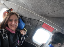 J’ai appris à sauter seule en parachute près de Marseille… et c’est l’une des meilleures décisions de ma vie !