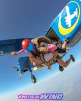 Notre zone d'activité pour ce service Coffret cadeau adrénaline avec un saut en parachute en tandem près de